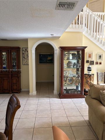 9217 SW 157th Path, Miami, FL 33196