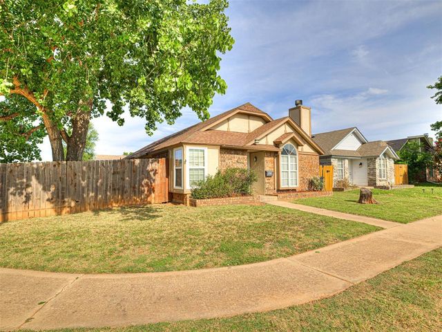 2143 Lonnie Lane, Moore, OK 73170