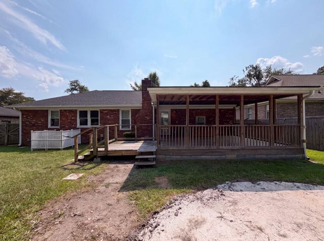 189 Tall Pines Road, Ladson, SC 29456