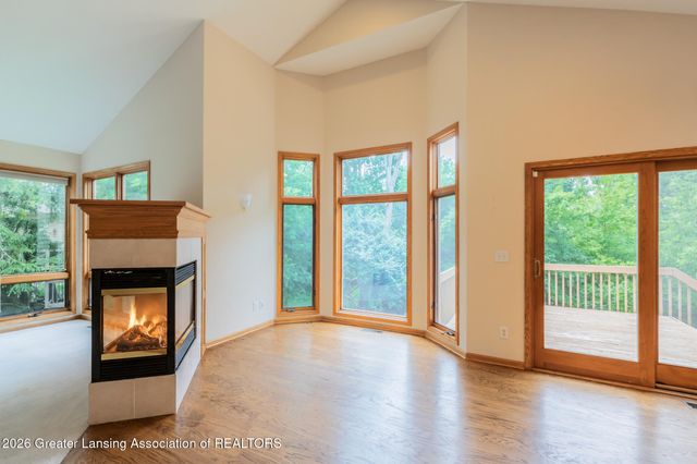 5601 Wild Iris Lane, Haslett, MI 48840