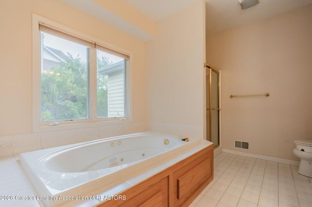 5601 Wild Iris Lane, Haslett, MI 48840