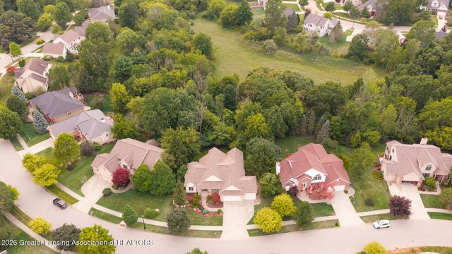 5601 Wild Iris Lane, Haslett, MI 48840