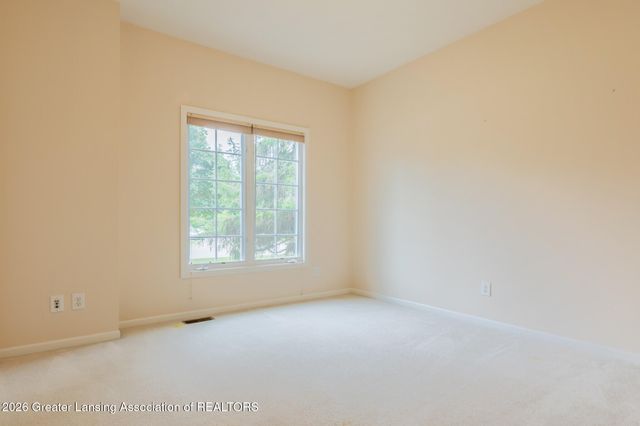 5601 Wild Iris Lane, Haslett, MI 48840