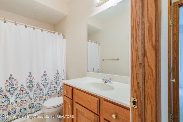 5601 Wild Iris Lane, Haslett, MI 48840
