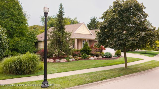 5601 Wild Iris Lane, Haslett, MI 48840