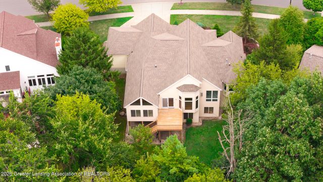 5601 Wild Iris Lane, Haslett, MI 48840