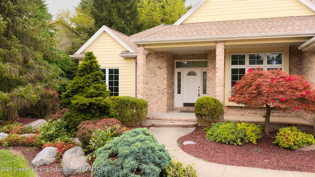 5601 Wild Iris Lane, Haslett, MI 48840