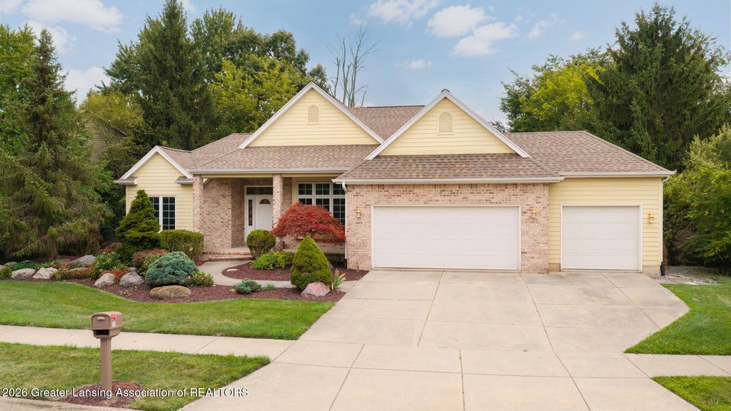 5601 Wild Iris Lane, Haslett, MI 48840