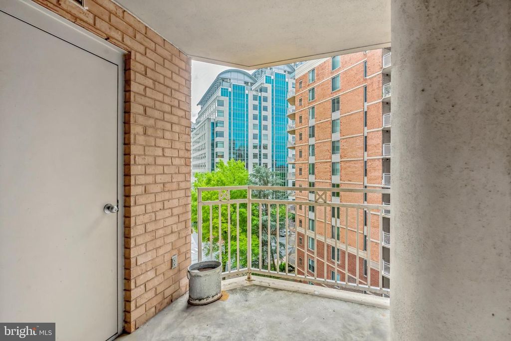7500 WOODMONT AVE #S714, Bethesda, MD 20814