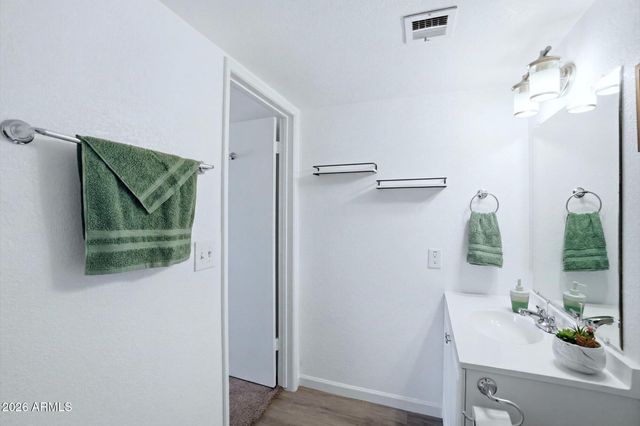 16635 N CAVE CREEK Road 127, Phoenix, AZ 85032