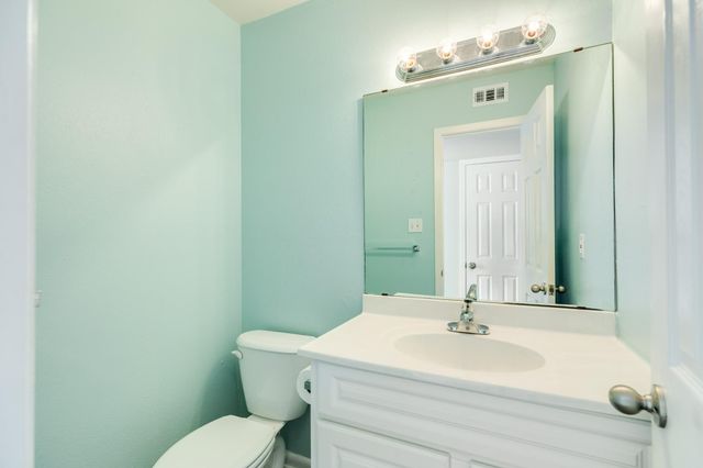 711 7th Street 5, Galveston, TX 77550