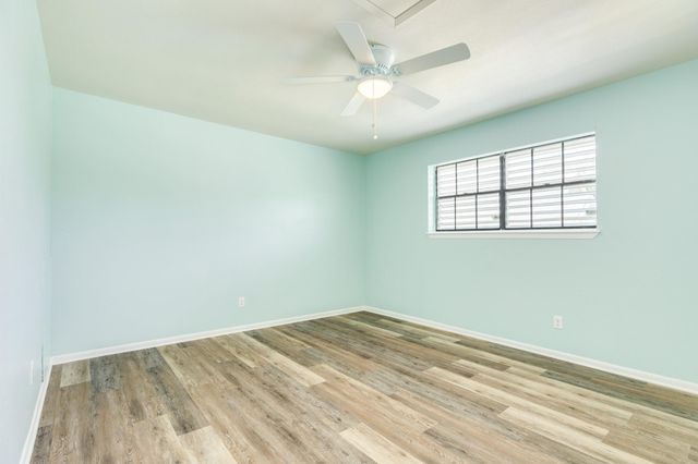 711 7th Street 5, Galveston, TX 77550