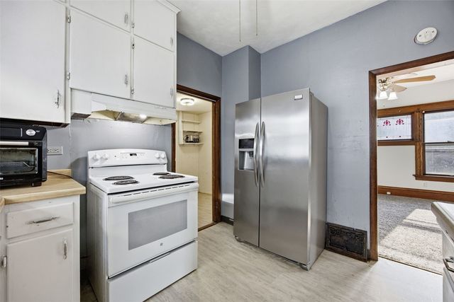 1624 6th Avenue SE, Cedar Rapids, IA 52402