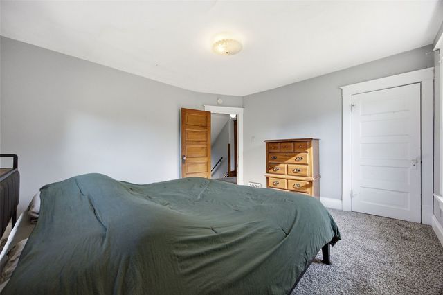 1624 6th Avenue SE, Cedar Rapids, IA 52402