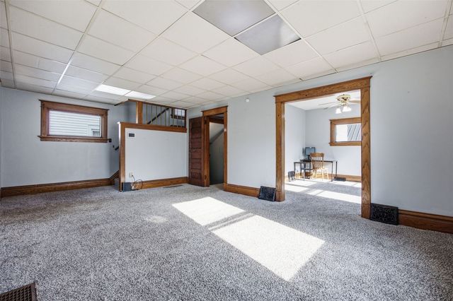 1624 6th Avenue SE, Cedar Rapids, IA 52402