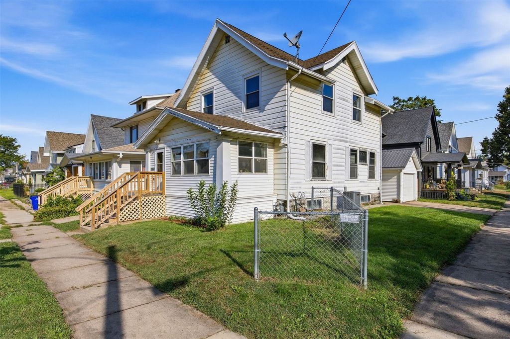 1624 6th Avenue SE, Cedar Rapids, IA 52402
