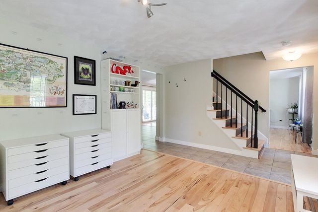 1 Kayla Ln, Pepperell, MA 01463