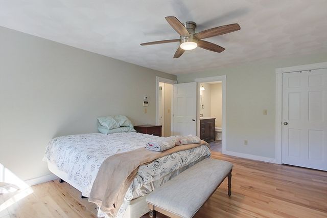 1 Kayla Ln, Pepperell, MA 01463
