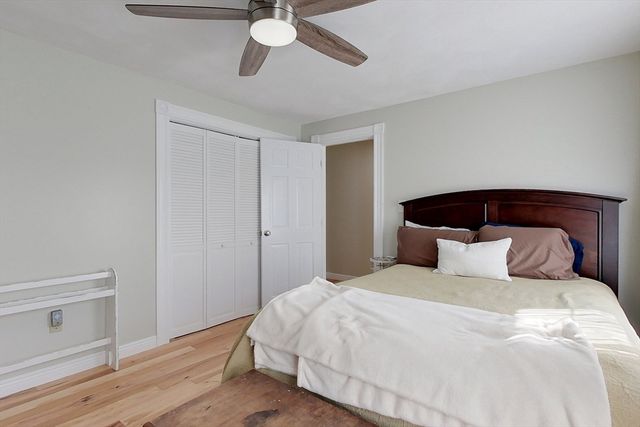 1 Kayla Ln, Pepperell, MA 01463