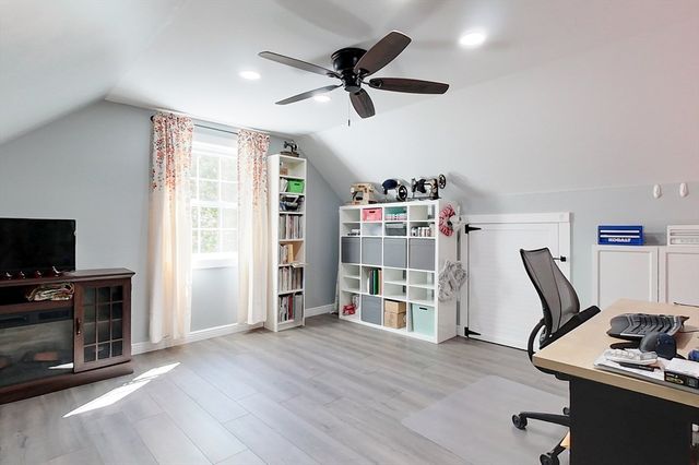 1 Kayla Ln, Pepperell, MA 01463