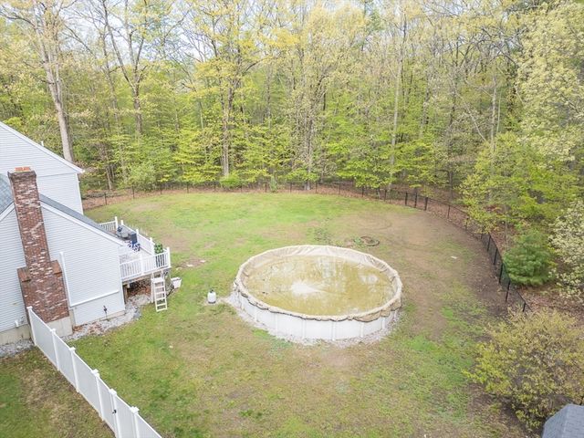 1 Kayla Ln, Pepperell, MA 01463