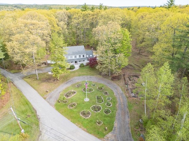 1 Kayla Ln, Pepperell, MA 01463