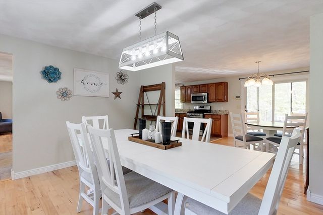 1 Kayla Ln, Pepperell, MA 01463