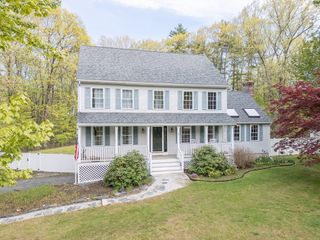 1 Kayla Ln, Pepperell, MA 01463