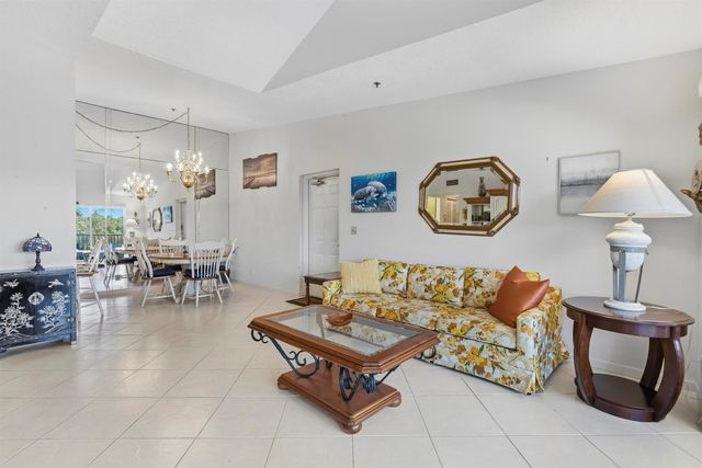 4452 NE Ocean Boulevard C3, Jensen Beach, FL 34957
