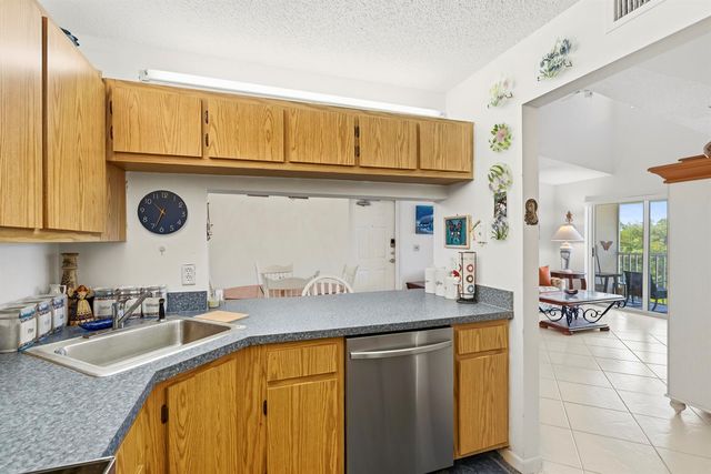 4452 NE Ocean Boulevard C3, Jensen Beach, FL 34957