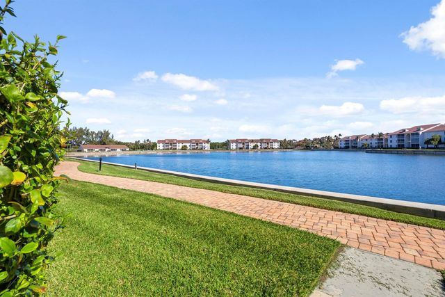 4452 NE Ocean Boulevard C3, Jensen Beach, FL 34957