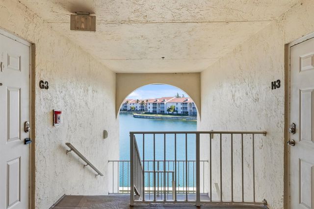 4452 NE Ocean Boulevard C3, Jensen Beach, FL 34957