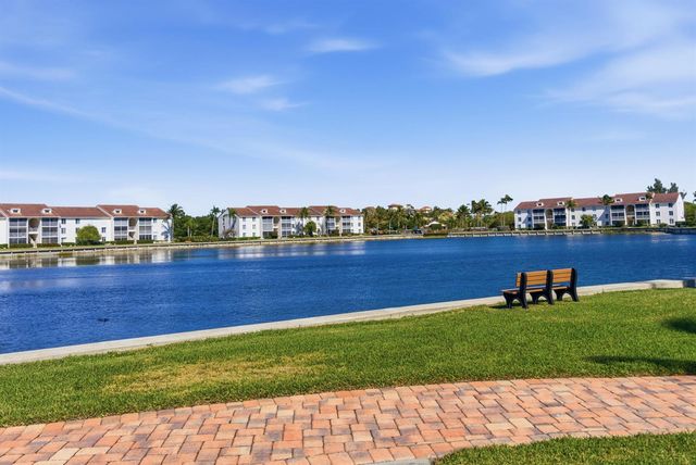 4452 NE Ocean Boulevard C3, Jensen Beach, FL 34957