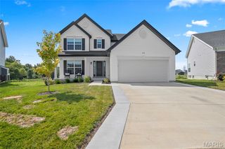 838 Little Fieldstone Dr., Wentzville, MO 63385