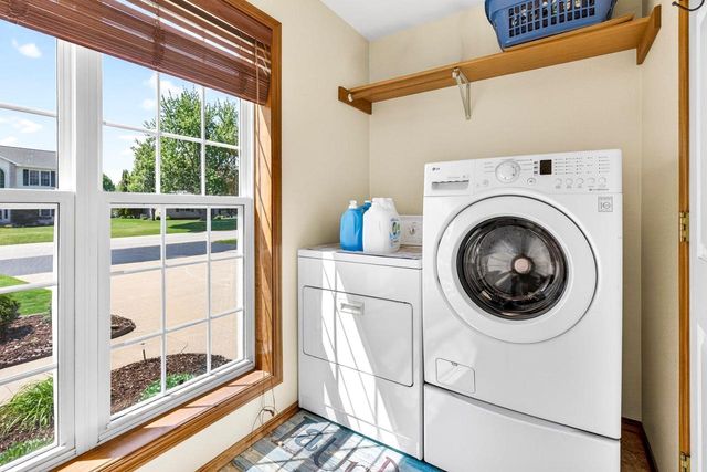 N9152 KERNAN AVENUE, Appleton, WI 54915