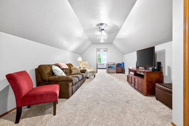 N9152 KERNAN AVENUE, Appleton, WI 54915