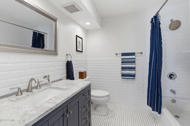 191 Knoll Crest Avenue, Brick, NJ 08723