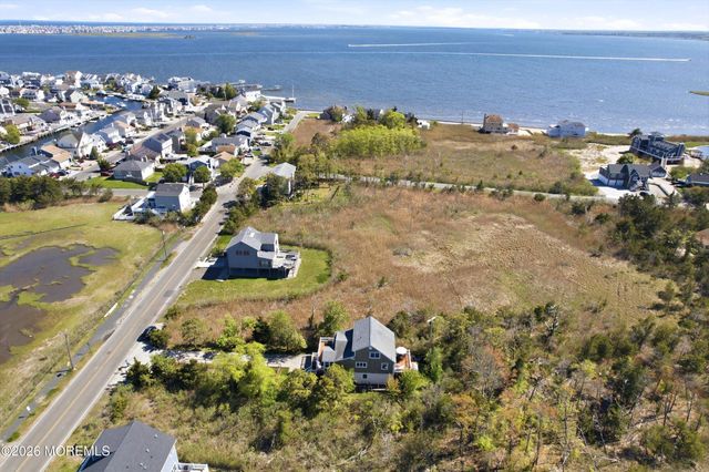 191 Knoll Crest Avenue, Brick, NJ 08723