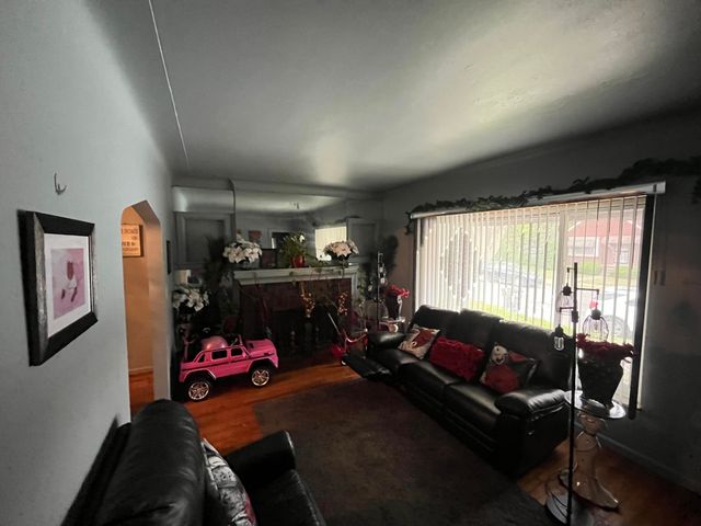 18088 Shields Street, Detroit City, MI 48234
