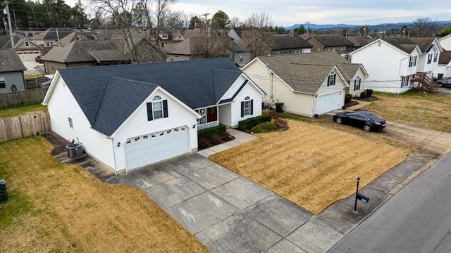 792 Colony Circle, Fort Oglethorpe, GA 30742