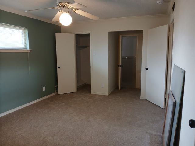 910 Worcester Lane, Garland, TX 75040