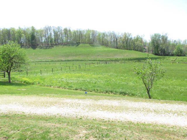 235 Science Ridge Road, Jeffersonville, KY 40337