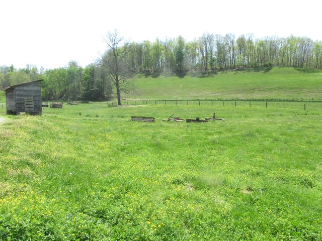 235 Science Ridge Road, Jeffersonville, KY 40337