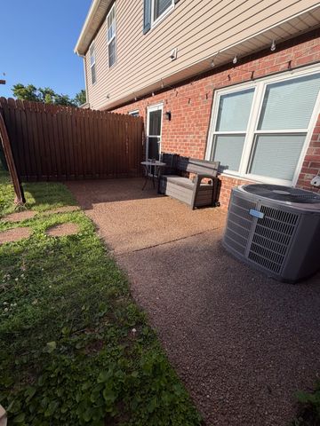 138 Cambridge Dr Unit C2, Gallatin, TN 37066