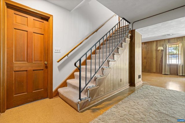 608 DAVIS AVE, Charlottesville, VA 22901