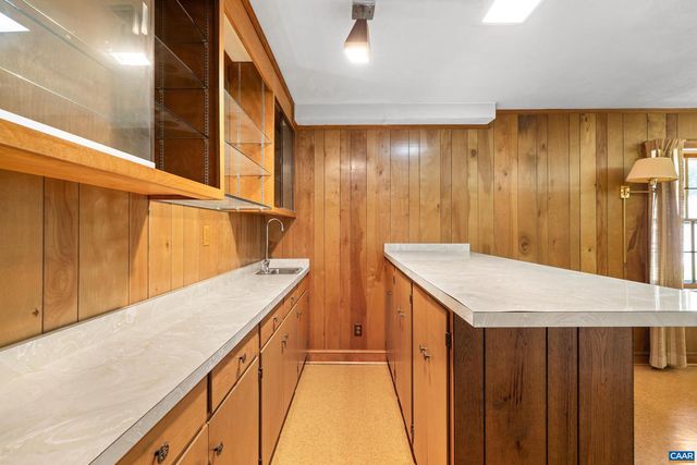 608 DAVIS AVE, Charlottesville, VA 22901