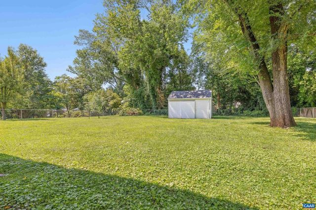 608 DAVIS AVE, Charlottesville, VA 22901