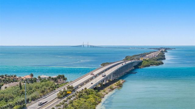7432 SUNSHINE SKYWAY LANE S 506, St Petersburg, FL 33711