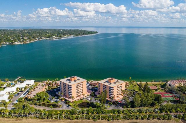 7432 SUNSHINE SKYWAY LANE S 506, St Petersburg, FL 33711