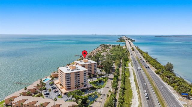 7432 SUNSHINE SKYWAY LANE S 506, St Petersburg, FL 33711